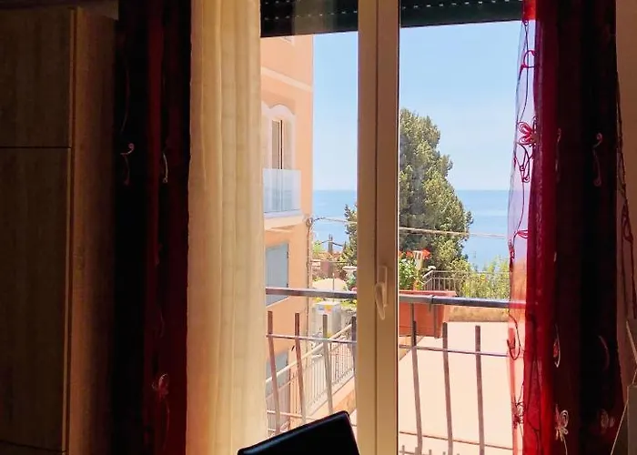 Antonella 3* Taormina