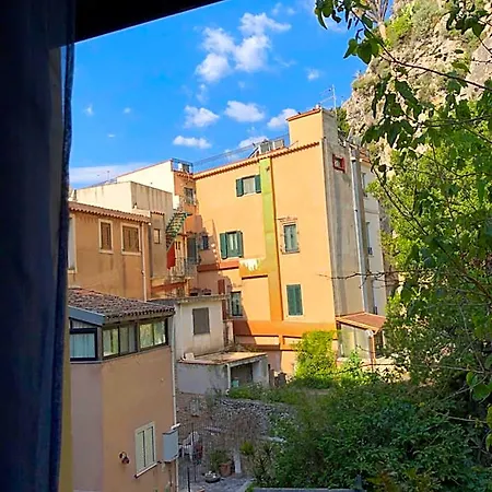 Antonella Bed and Breakfast Ταορμίνα