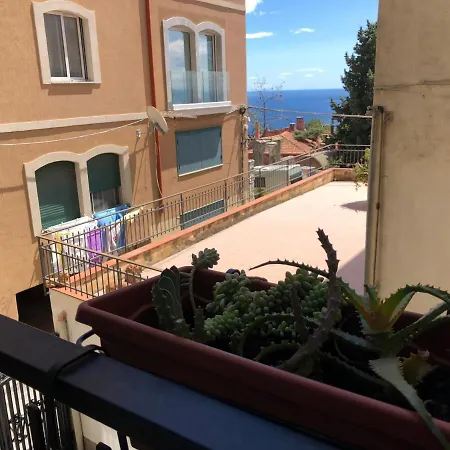 Antonella Panzió Taormina