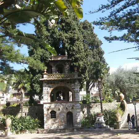 Antonella Panzió Taormina