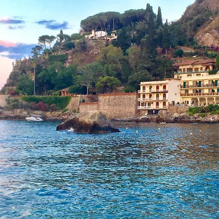 Antonella 3* Taormina